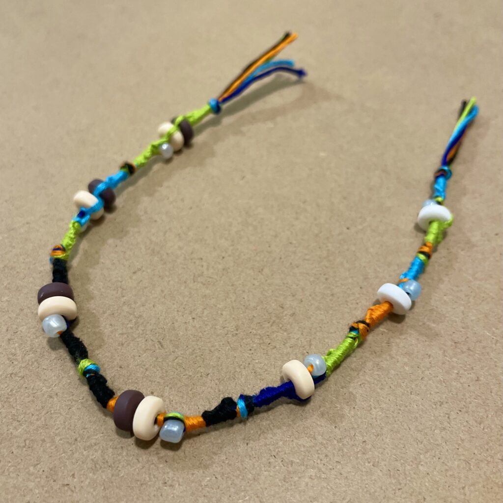 Figure 18. Step 17: Cut off the remaining thread.